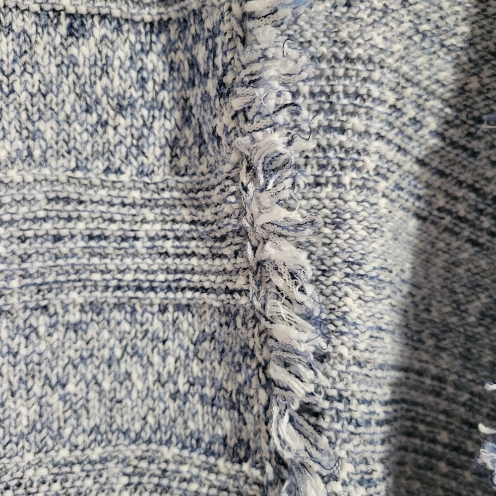 Women's Blue Knit Cardigan - Picture 3 of 7